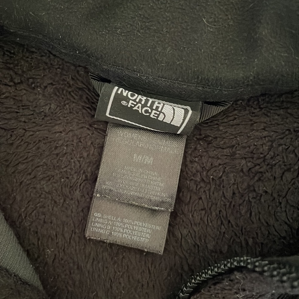The North Face fleece jacket - Picture 3 of 9